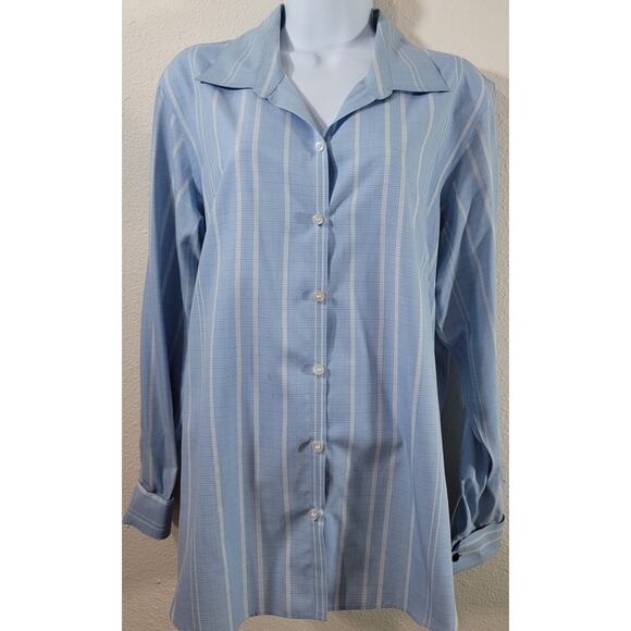 Liz Claiborne Blue White Striped Button Up Non Iron Top 14 Lightweight Soft - Picture 5 of 6